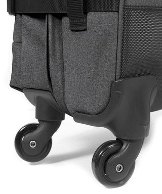 Eastpak Trans4 Stor Resväska 75cm - Black Denim, fotad mot en vit bakgrund.