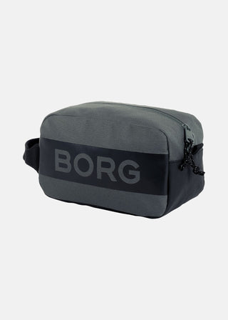Björn Borg Logo Necessär - Agave Green, fotad mot en ljusgrås bakgrund