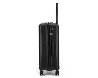 Sidovy av svart Airbox AZ13™ Mellanstor Resväska 65cm – utrustad med TSA-kodlås, integrerat bärhandtag och slitstarkt polypropenskal för säker och bekväm hantering under resan.