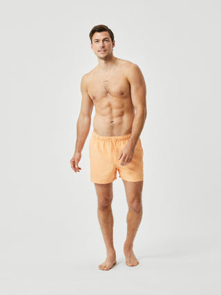 Modellbild på Björn Borg Solid Badbyxor - Orange Chiffon