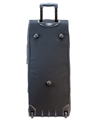 Cavalet Cargo Mega Duffel Bag 90cm - Svart, fotad mot en vit bakgrund.