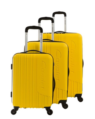 Cavalet Malibu Resväskeset 3-pack - Gul, fotad mot en vit bakgrund