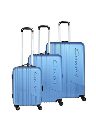 Cavalet Malibu Resväskeset 3-pack - Indigo, fotad mot en vit bakgrund.