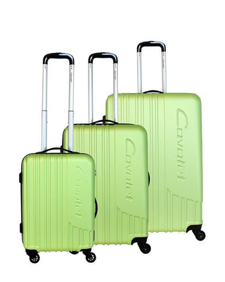Cavalet Malibu Resväskeset 3-pack - Limegrön, fotad mot en vit bakgrund.