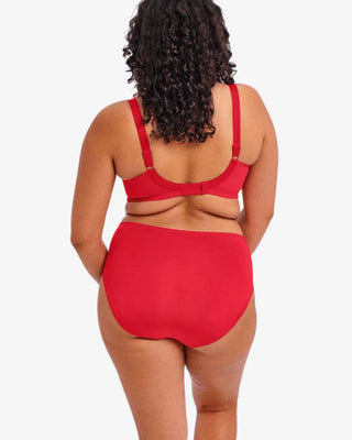 Bild bakifrån av Elomi Smooth Full Brief trosa i röd färg, som visar den fulltäckande designen och sömlösa finishen för en osynlig siluett under kläder.