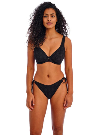 Freya Nomad Nights Uw High Apex Bikini Bh-Topp - Svart snygg bikini topp från Freya