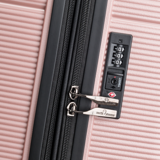 North Pioneer BGO Mellanstor Resväska 67 cm - Rosa hårdskal med vågmönster – teleskophandtag i kopparfärg och 360° hjul för smidig manövrering och stilren design fotad mot en vit bakgrund 