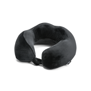 North Pioneer Memory Foam Nackkudde - Svart  fotad mot en vit bakgrund 