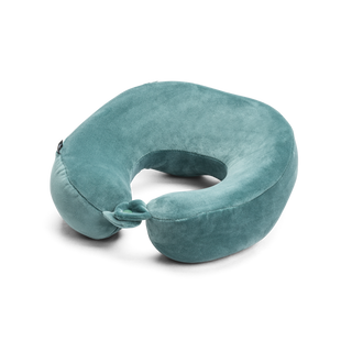 North Pioneer Memory Foam Nackkudde - Grön  fotad mot en vit bakgrund 