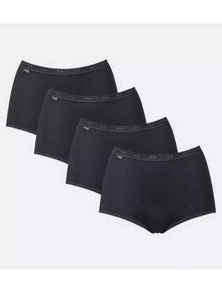 Sloggi 4-pack Basic+ Maxitrosa svart, produktbild framifrån på grå bakgrund