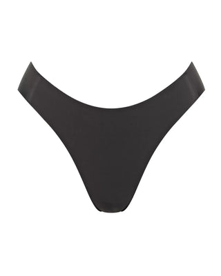 “Frilagd bild av Sloggi Zero Feel högskurna briefs i svart – sömlösa trosor med V-formad benskärning och No VPL-design.”
