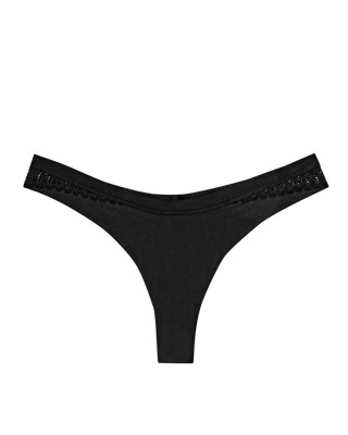 Triumph Aura Spotlight High Leg Stringtrosa - Svart härlig och fin strintrosa trosa fotad mot en grå bakgrund 