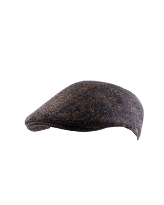 Wigéns Ivy Flat Cap - Brun med Blått Rutmönster. Fotad mot en vit bakgrund