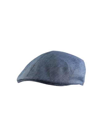 Wigéns Ivy Flat Cap i Linne - Denimblå herr keps i Linne från Wigéns fotad mot en vit bakgrund snett framifrån 