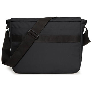 Eastpak Delegate + Axel/datorväska - Black, fotad mot en vit bakgrund.