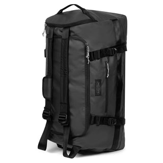 Eastpak Duffel Pack M Duffelbag 71cm - Tarp Black, fotad mot en vit bakgrund.