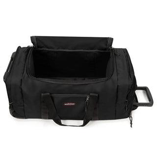Eastpak Leatherface L +  Resväska/Duffelbag 104L - Black, fotad mot en vit bakgrund.