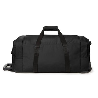Eastpak Leatherface M +  Resväska/Duffelbag 69L - Black, fotad mot en vit bakgrund.