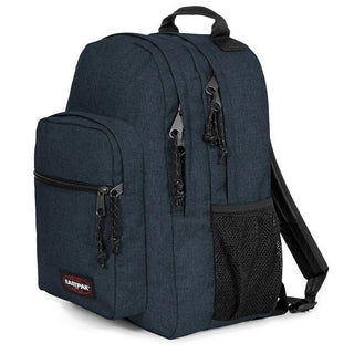 Eastpak Morius Ryggsäck - Triple Denim, fotad mot en vit bakgrund.