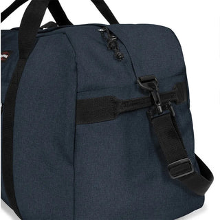 Eastpak Terminal+ Duffelbag 96L - Black Denim, fotad mot en vit bakgrund.