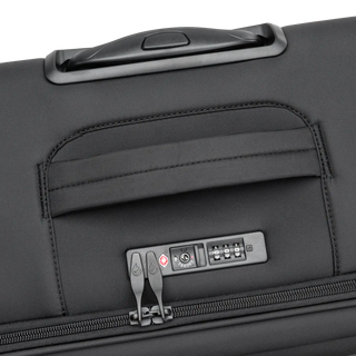 Svart kabinväska 78 cm med teleskophandtag, fyra dubbelhjul och praktisk framficka – perfekt för handbagage.