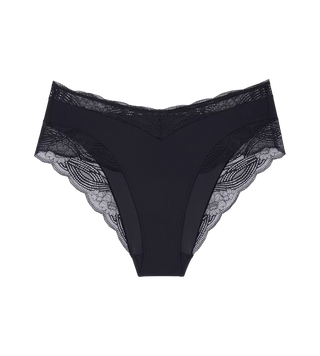 Triumph Lace Series Bandeau Brief – produktbild mot vit bakgrund med spetsdetaljer
