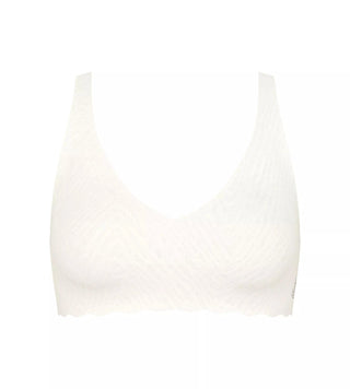 Vit sloggi ZERO Feel Bliss Soft Bra utan modell – visar spetsdetaljer, justerbara axelband och freecut-kanter